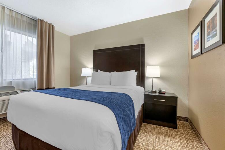 Hotel Quality Inn And Suites Surprise