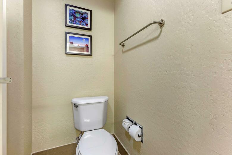 Hotel Quality Inn And Suites Surprise