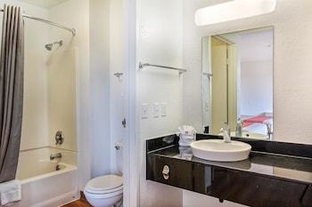 Motel 6 Monterey - Marina