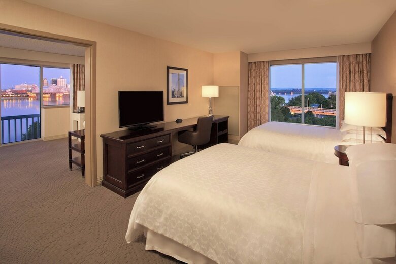 Sheraton Louisville Riverside Hotel