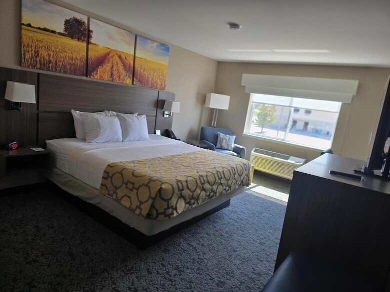 Hotel Baymont Inn And Suites Mattoon