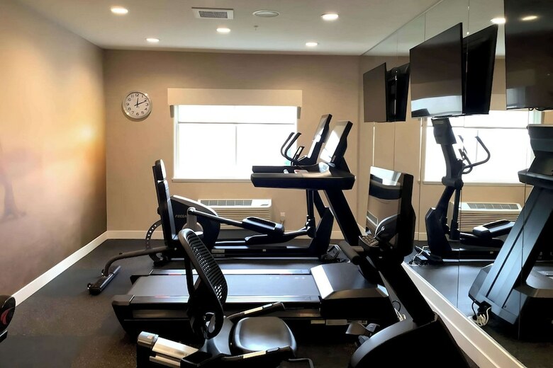 Hotel Baymont Inn And Suites Mattoon