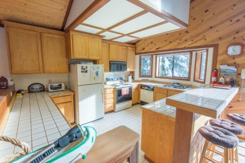 Alpine Forest View Cabin In Tahoe Donner Truckee Ca Home