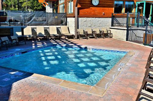 Family Mountain Chalet - 2br/2ba