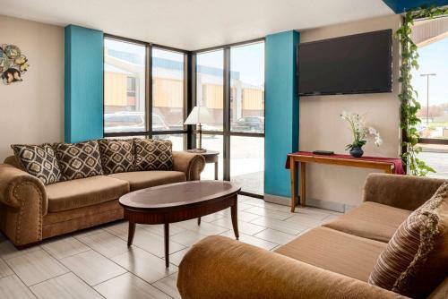 Hotel Baymont Inn & Suites Muncie