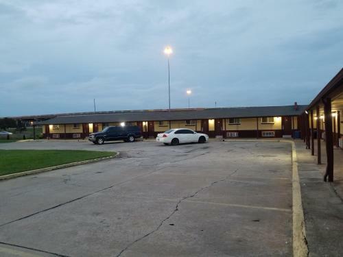 Motel America's Value Inn