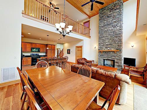 Wolf Ridge Townhome #156397 Townhouse