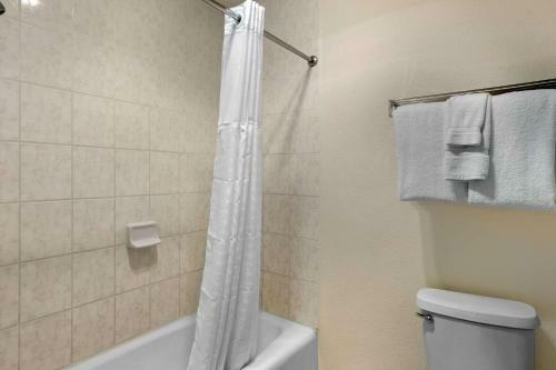 Motel Econolodge Inn & Suites