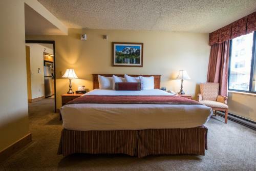 The Grand Lodge Hotel And Suites