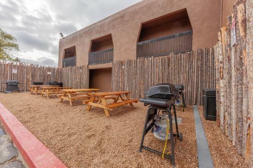 Hotel Taos Valley Lodge