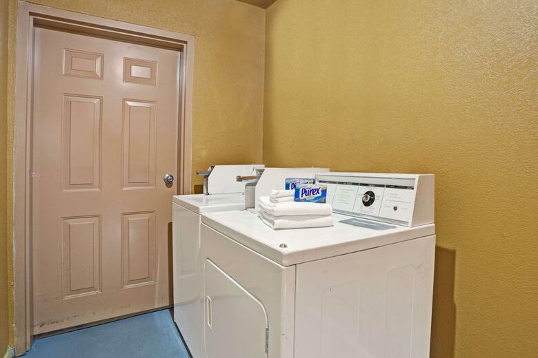 Hotel Travelodge Forest Park Atlanta South