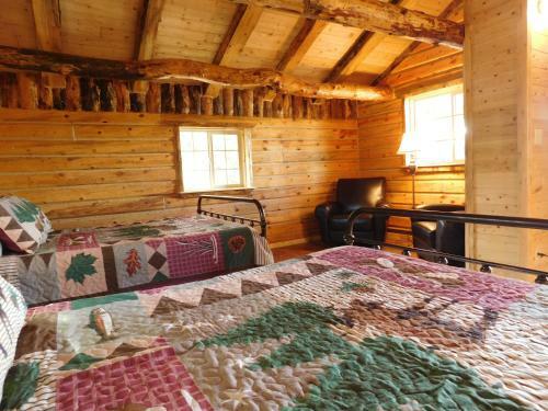 Abajo Haven Guest Cabins