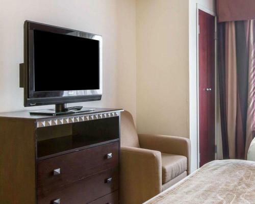 Hotel Comfort Suites Atlanta Airport