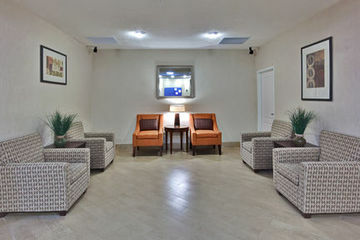 Holiday Inn Express Hotels Grants - Milan