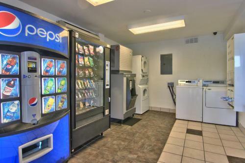 Motel 6 Woodland - Sacramento Area
