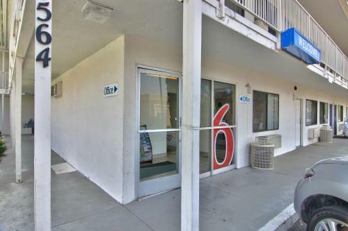 Motel 6 Woodland - Sacramento Area