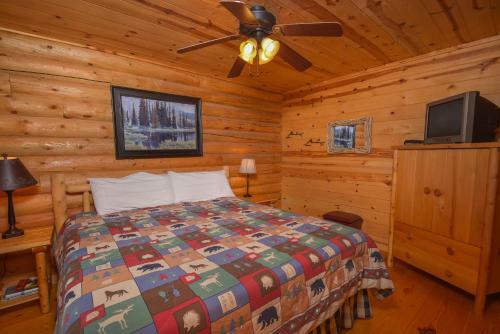 Dan's Mountain Three-bedroom Holiday Home