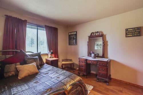 Big River Hideaway Three-bedroom Home