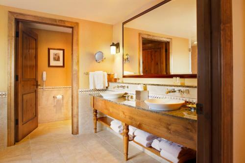 Hotel Snake River Lodge & Spa