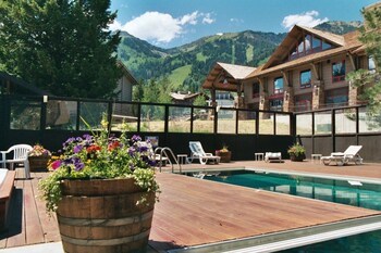 Hotel The Alpenhof