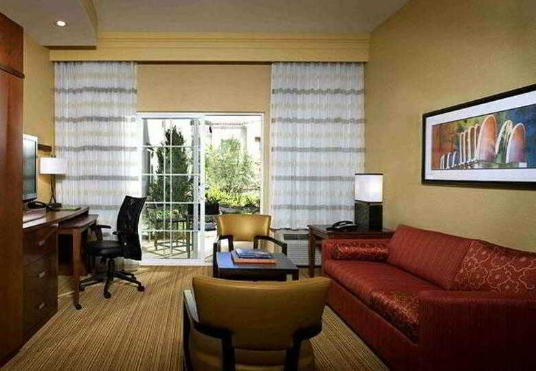 Hotel Courtyard By Marriott Santa Barbara Goleta