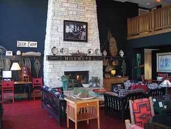 Hotel Wildwood Lodge & Suites