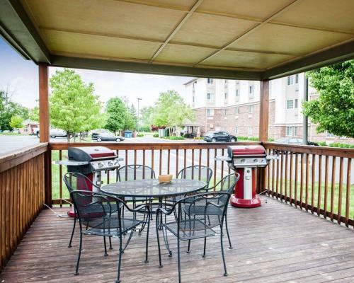Hotel Suburban Extended Stay Northeast