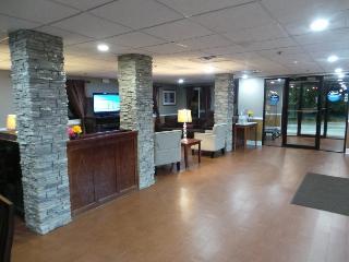 Hotel Baymont Inn And Suites