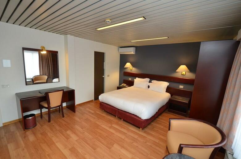 Hotel Bedford