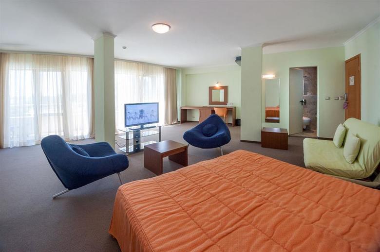Hotel Jeravi
