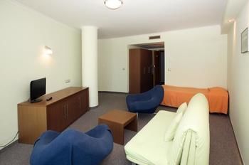 Hotel Jeravi
