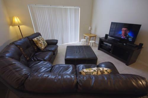 Loyalty Vacation Homes - Kissimmee