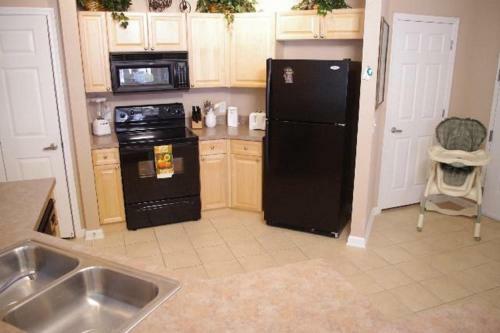 Loyalty Vacation Homes - Kissimmee