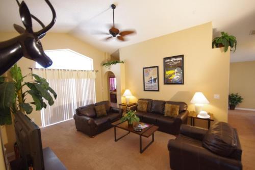 Loyalty Vacation Homes - Kissimmee