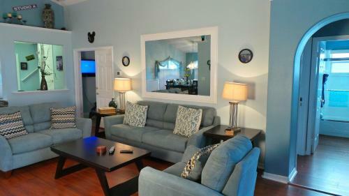 Loyalty Vacation Homes - Kissimmee