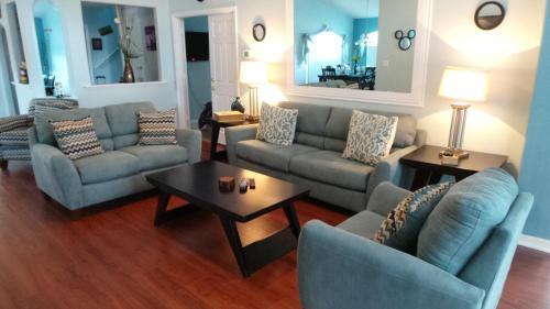 Loyalty Vacation Homes - Kissimmee