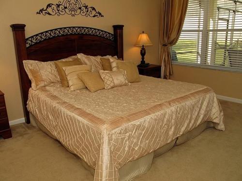 Manesty Villa 2678