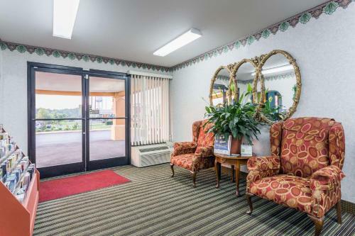 Motel Days Inn Dickson