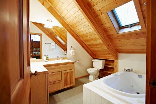 Hotel Lakedale Resort At Three Lakes
