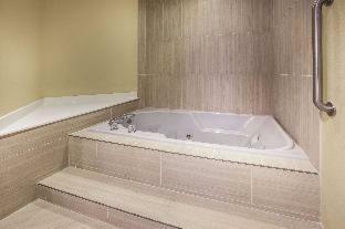 Holiday Inn Express Hotel & Suites Kokomo