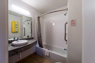 Motel 6 Eagle Pass Lakeside