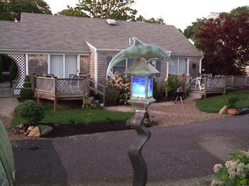 Hotel Pleasant Bay Village Resort