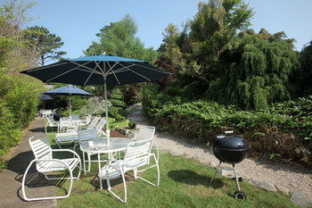 Hotel Pleasant Bay Village Resort