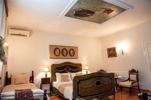 Hostal Guest House Vila Mila