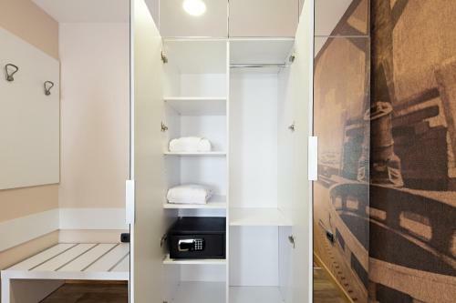 Hotel Tesla - Smart Stay Garni