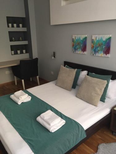 L9 Top Central Rooms And Apartments 2