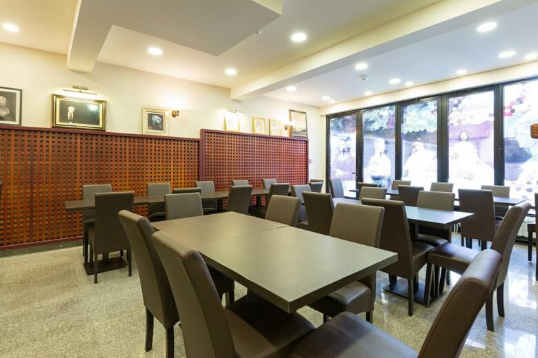 Hotel Sterling Garni