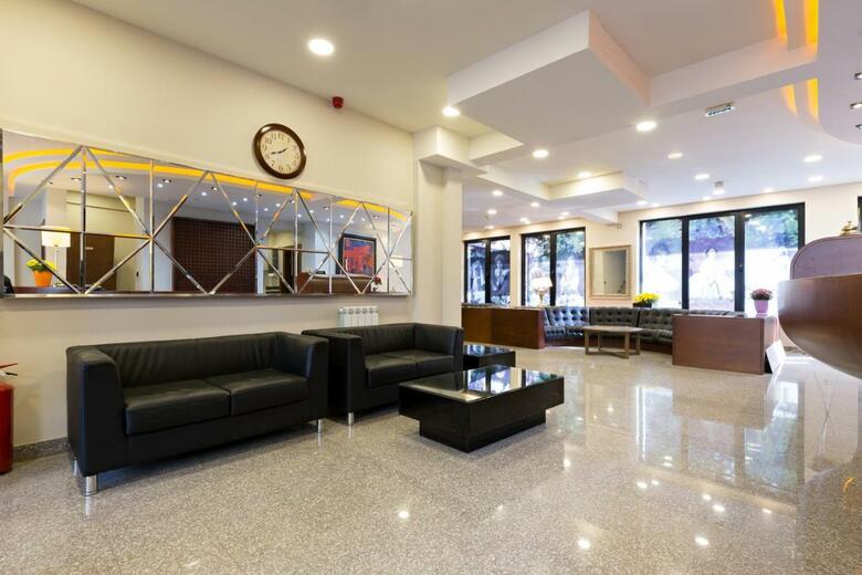 Hotel Sterling Garni