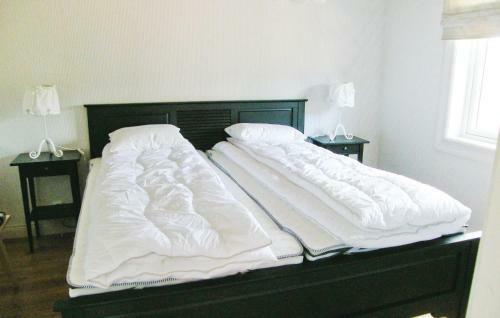 Holiday Home Norra �sebol G�rdsj�