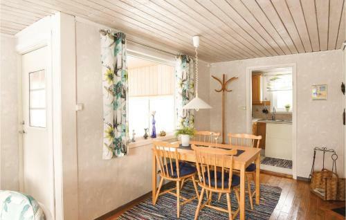 Three-bedroom Holiday Home In Fagersanna
